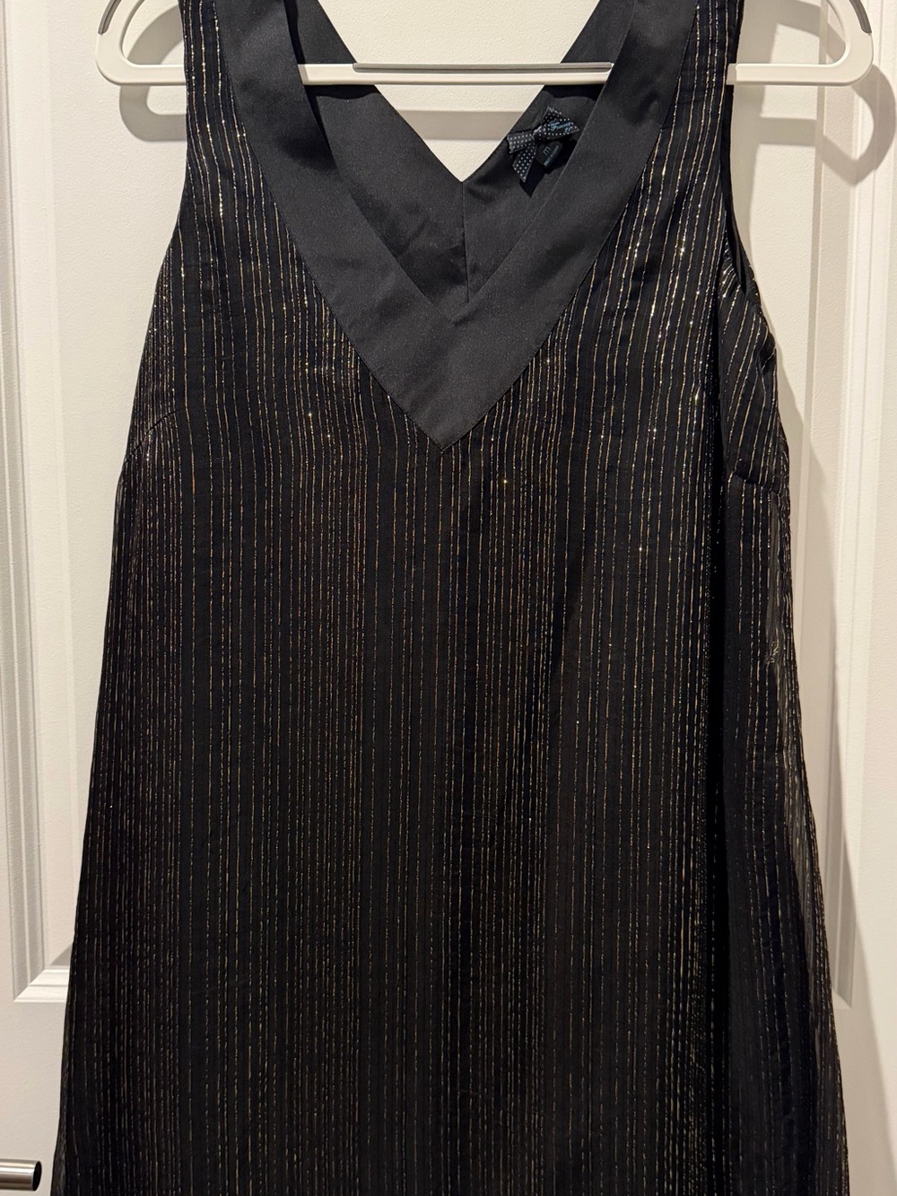 Forever 21 Black Gold Metallic Silk Blend Dress Size M